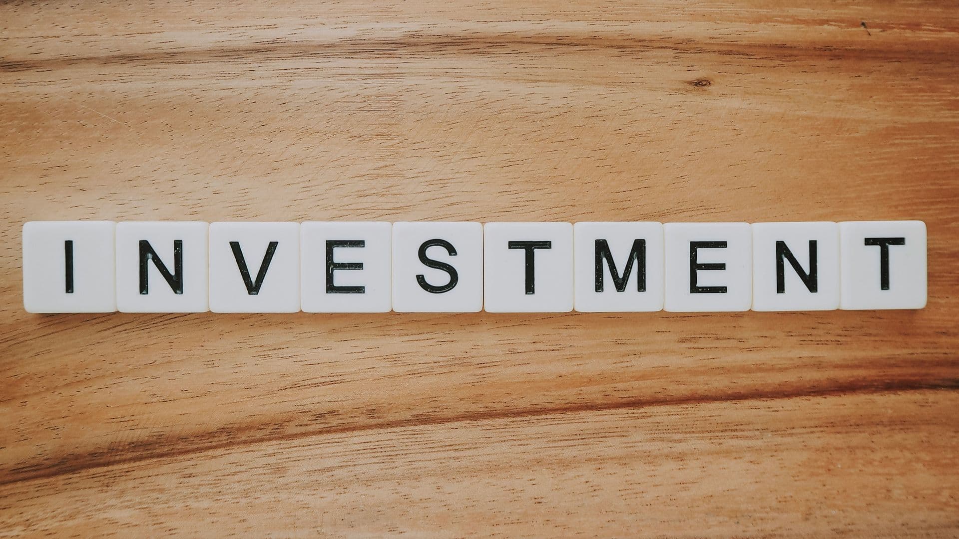 Arnaques à l'investissement : 8 milliards de dollars perdus en 2025 aux États-Unis, +38% sur un an selon la FTC