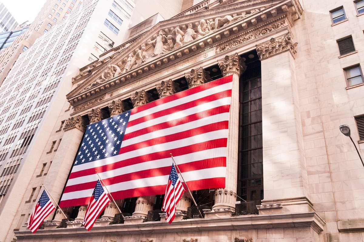 Les Bourses américaines passent à 23h/24 et 5j/7 dès le 6 décembre : Nasdaq et NYSE Arca étendent leurs horaires